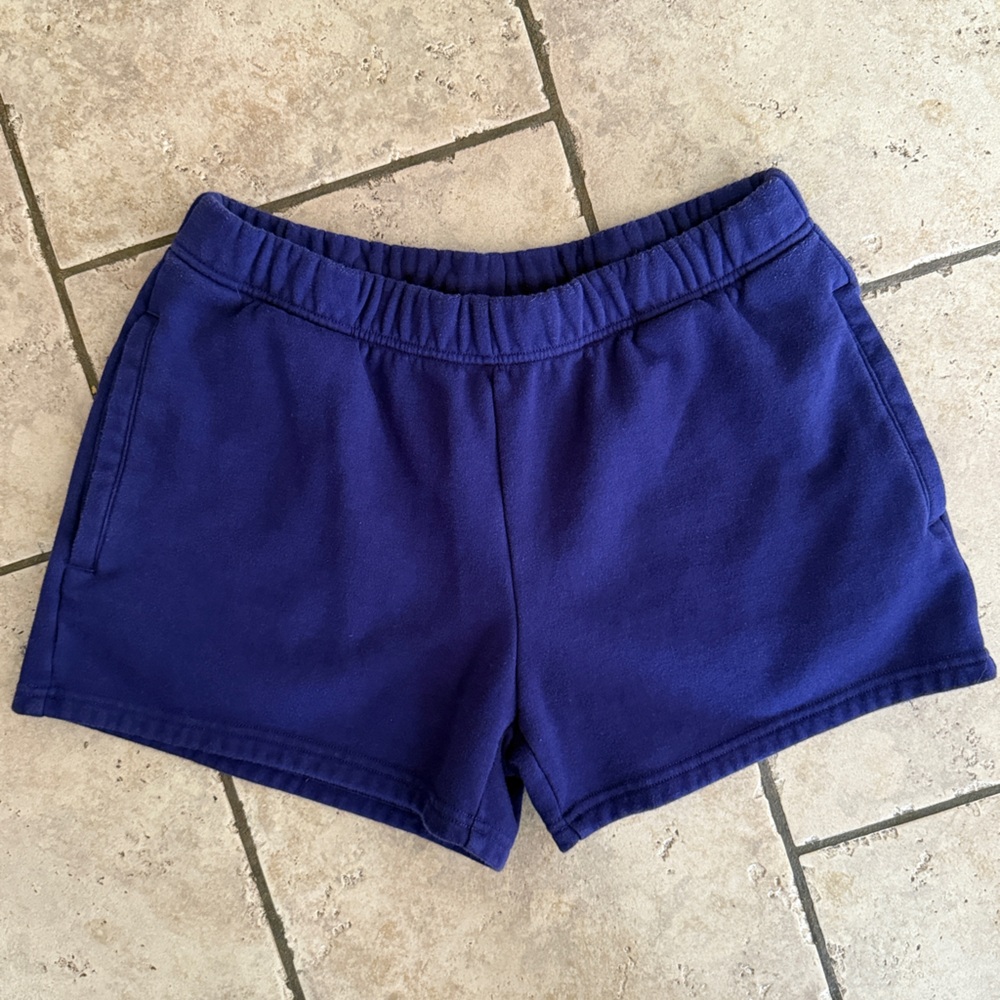 SKIMS | Cotton Fleece Classic Short | S | Concord Purple/ Navy - Picture 7 of 9
